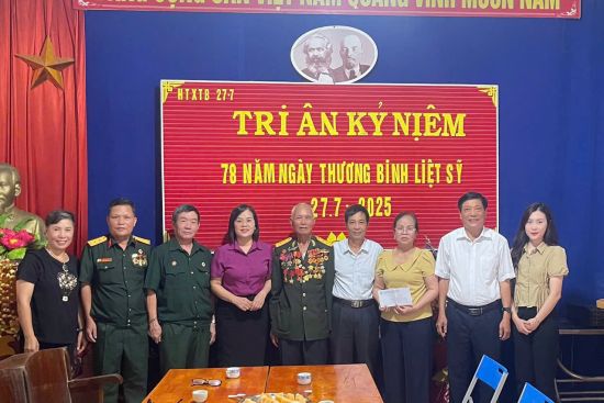 LIÊN MINH HTX TỈNH THĂM TRI ÂN CÁC HTX THƯƠNG BINH NHÂN NGÀY THƯƠNG BINH LIỆT SỸ 27.7